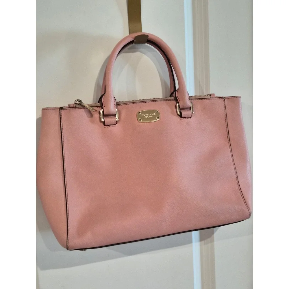 Michael Kors Savannah Satchel Pink Saffiano Leather Handbag Gold Hardware